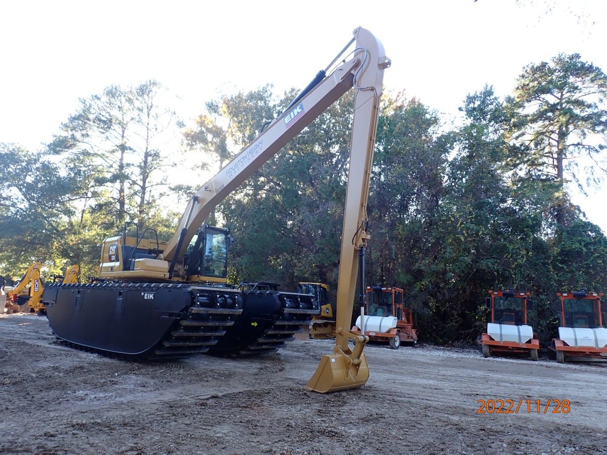 Caterpillar 2019 Excavator with Long Reach - 4902 Hours - EIK Solutions