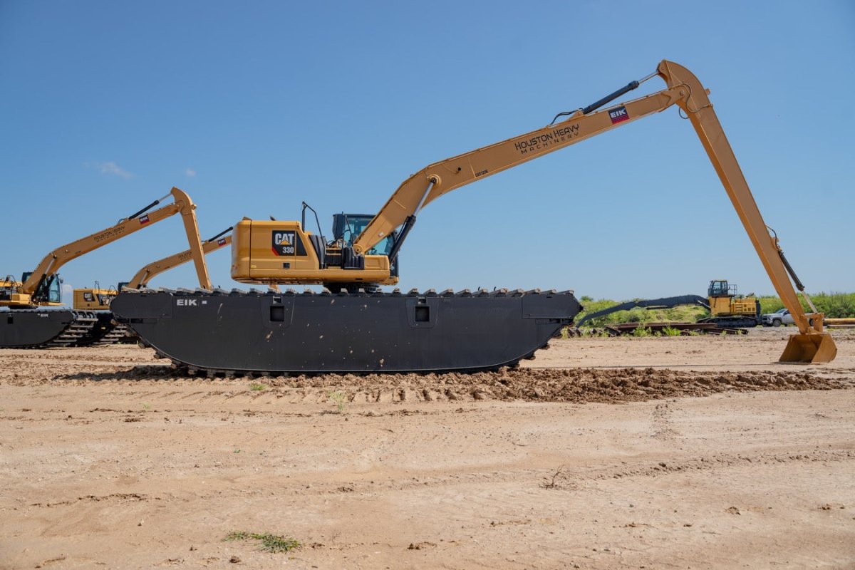 Caterpillar 2019 Long Reach Pontoon Excavator - 3505 Hours - EIK Solutions